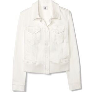 Cabi everyday denim jacket in beautiful, bright white! Spring ‘24, item 6469